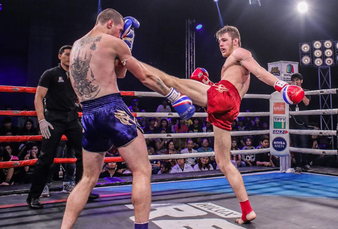 Jayden Eynaud fight photo